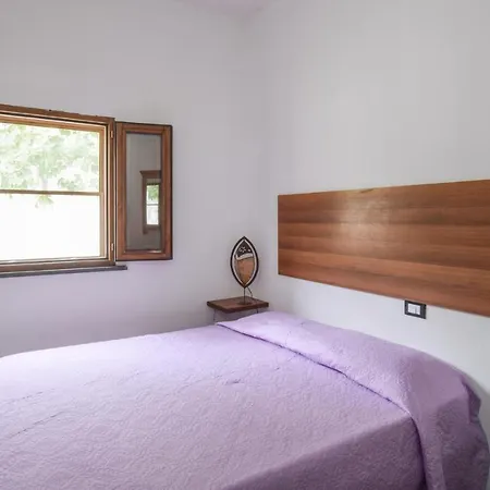 7 Bedroom Amazing Home In Petrizzi